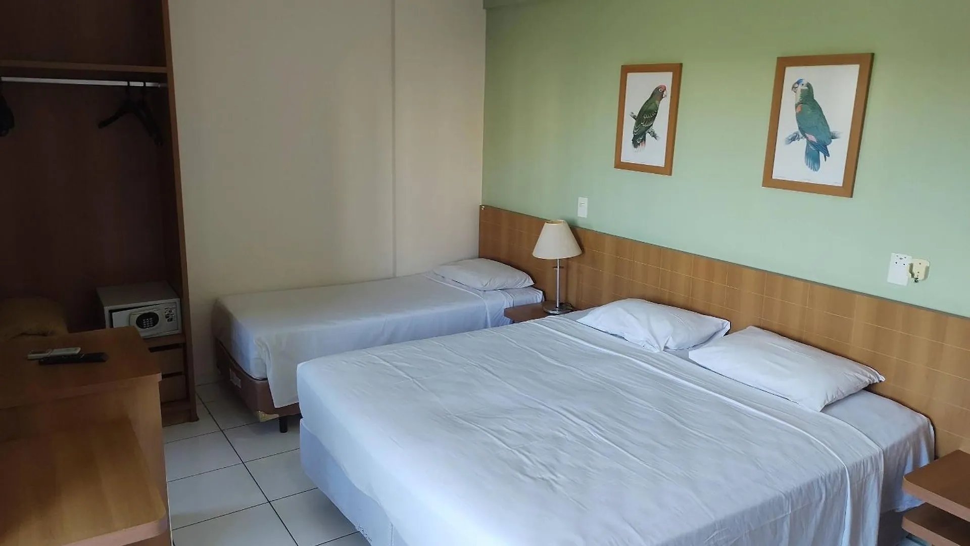 Golden Dolphin Roberto Imóveis Apartamento Caldas Novas Brasil