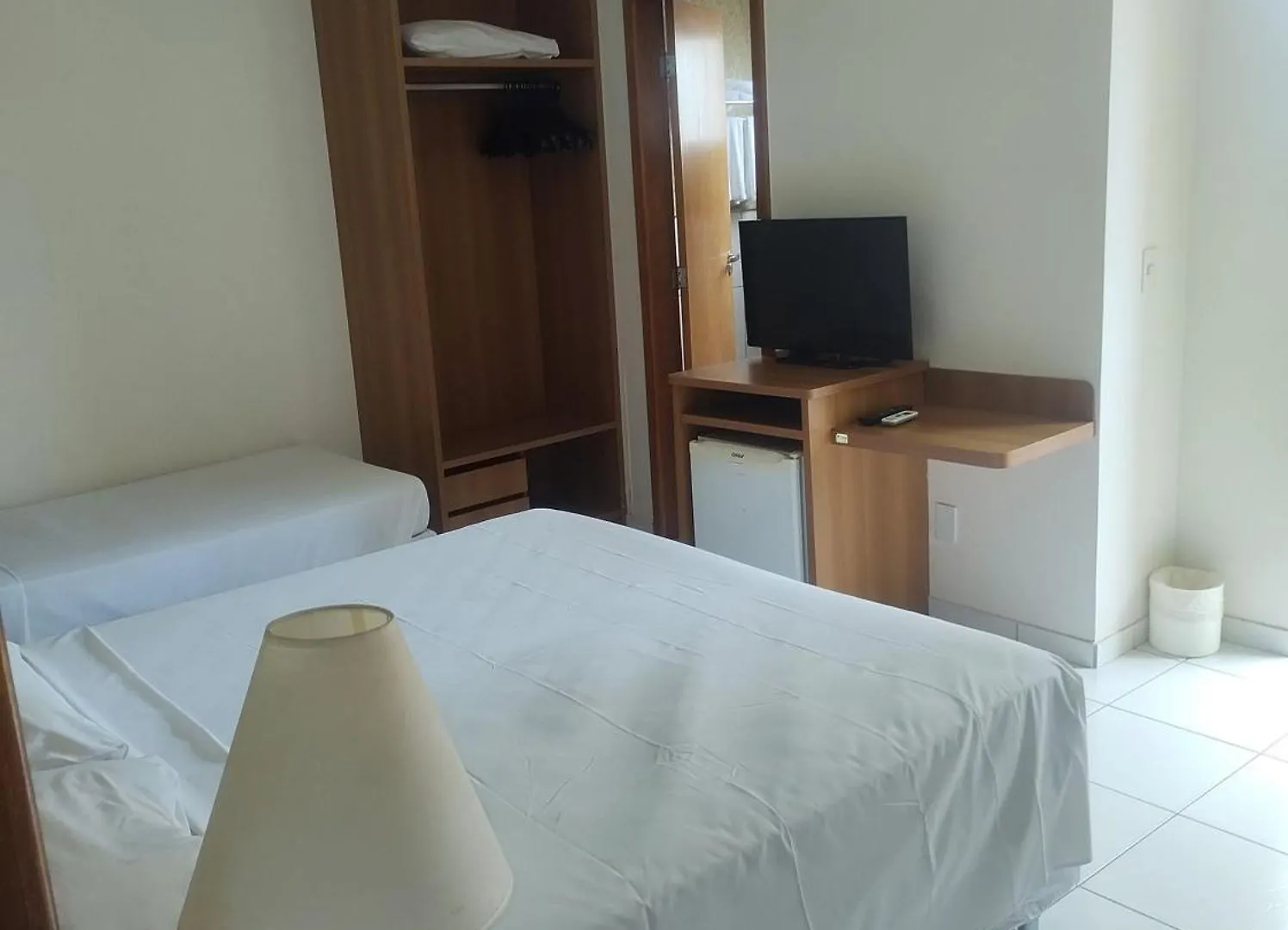 Golden Dolphin Roberto Imóveis Apartamento Caldas Novas