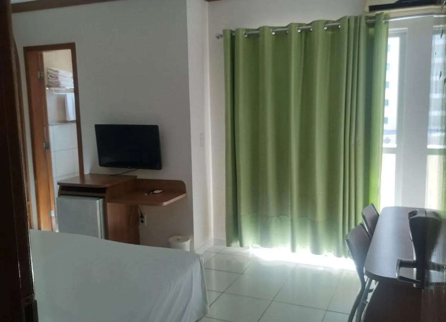 Golden Dolphin Roberto Imóveis Apartamento Caldas Novas